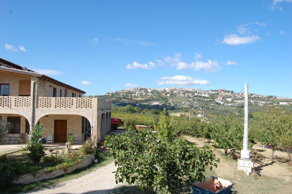 Torre Mannella Hotel Чита' Сант'Анджело Екстериор снимка