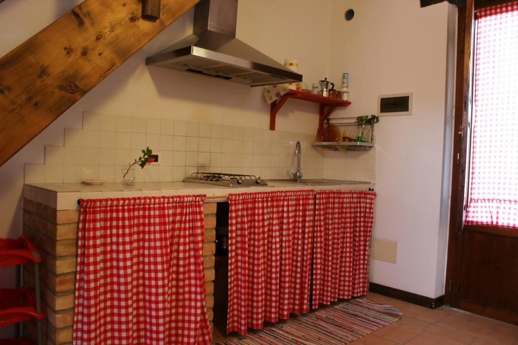 Torre Mannella Hotel Чита' Сант'Анджело Екстериор снимка